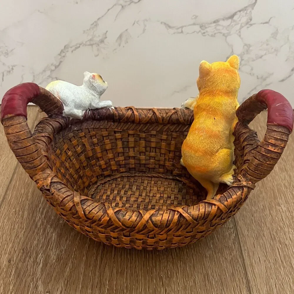 Cat Figurines Flower Basket Resin Kittens Planter Storage Wicker Style‎